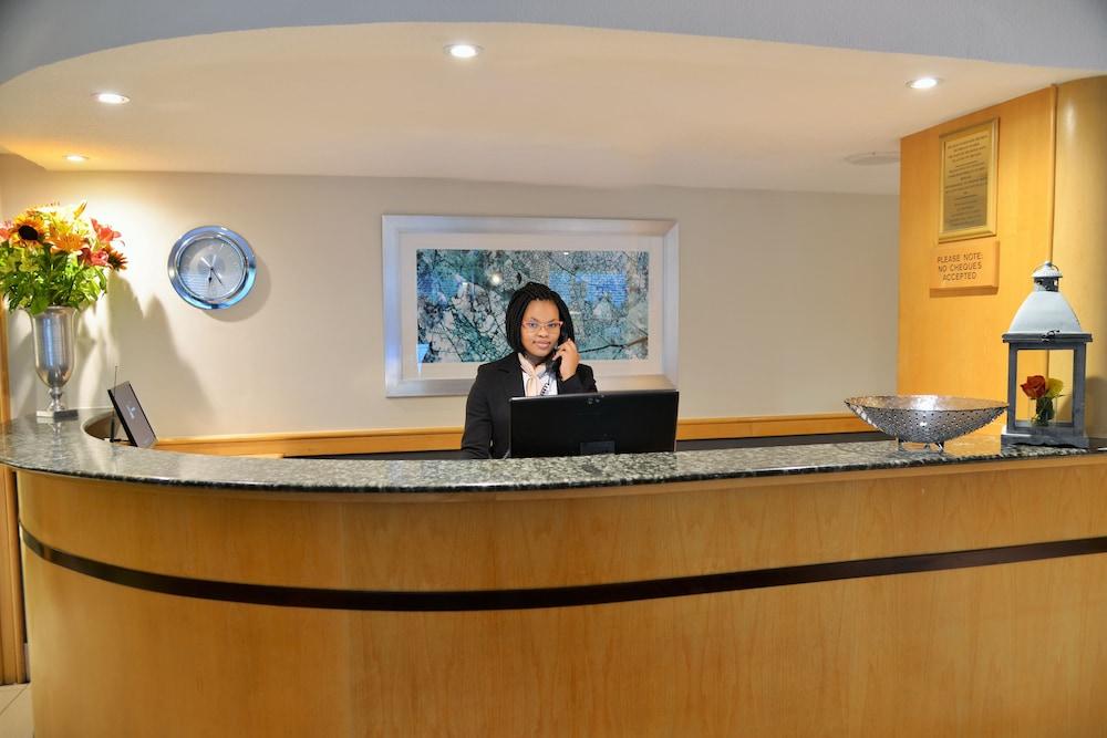 Hotel Road Rivonia